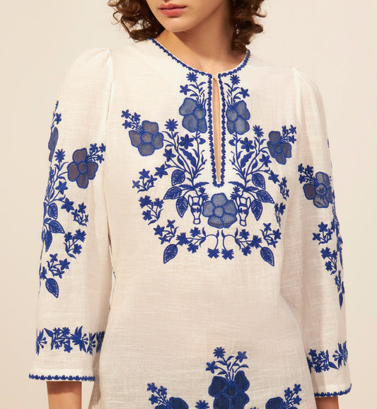 Robe courte brodée Vana